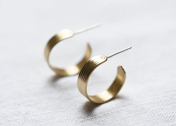 8.6.4 | Large Brass Studs Hoops