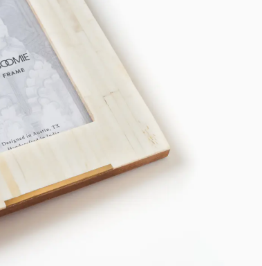 Matr Boomie | Mukhendu 4x6 Picture Frame - Carved Bone w/ Brass Accent