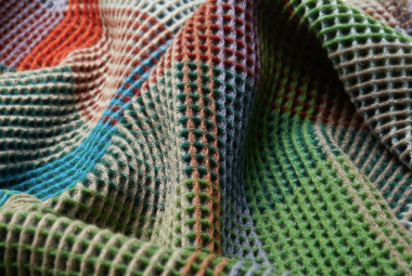 Wallace Sewell | Gloria Lambswool Honeycomb Throw