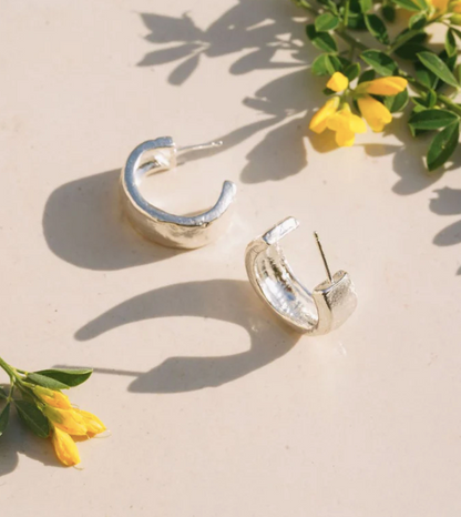 SATOMI STUDIO | Big Hug Earrings