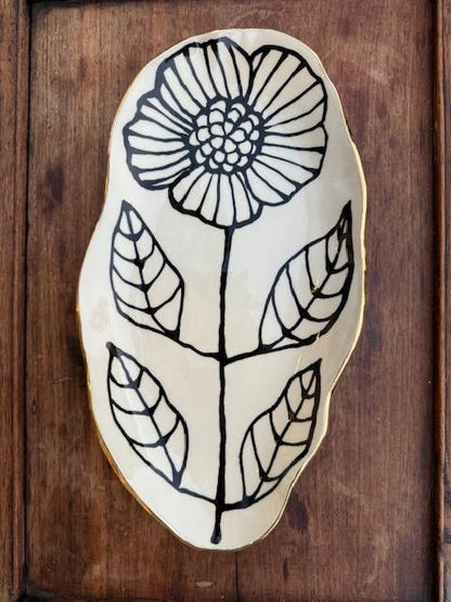 HSIEH CLAY | Handmade Floral Shape Ceramic Platter 22K Accents 7x12 MED