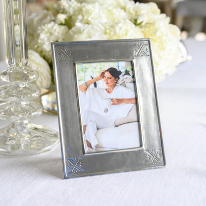 Tuscan Pewter Stamped 4 x 6 Frame