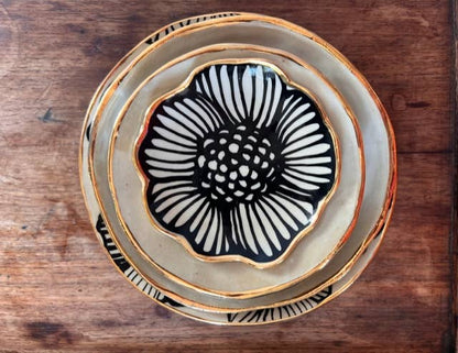 HSIEH CLAY | 7" Handmade Floral Round Ceramic Dish with 22K Gold Accents