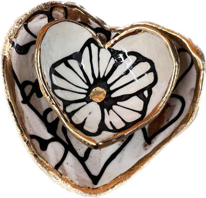 HSIEH CLAY| Handmade Heart-Shaped Floral & 22K Catchall Jewelry Dish