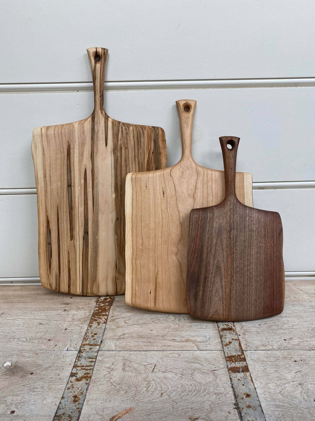 PETERMANS | 24" Cherry Serving Board W/ Handle