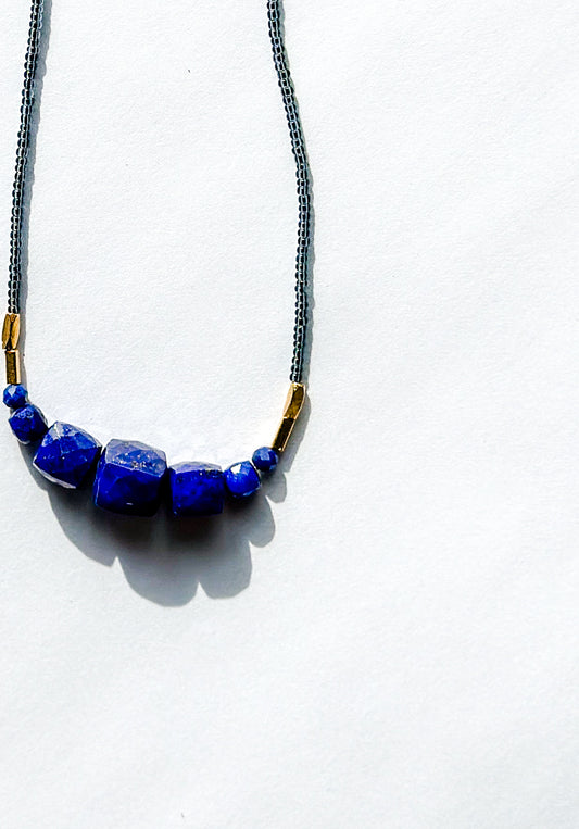 DEBBIE FISHER | Necklace of Grey Seed Beads, Gold Vermeil and Lapis Bead Center