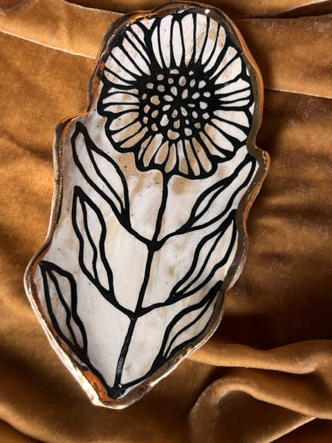 HSIEH CLAY | 5" Handmade Floral Shaped 22K Ceramic Catchall Jewelry Dish