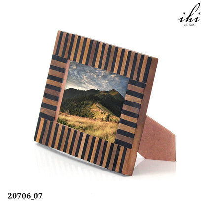 Ebony & Ivory Striped Wood Frame, 5x7