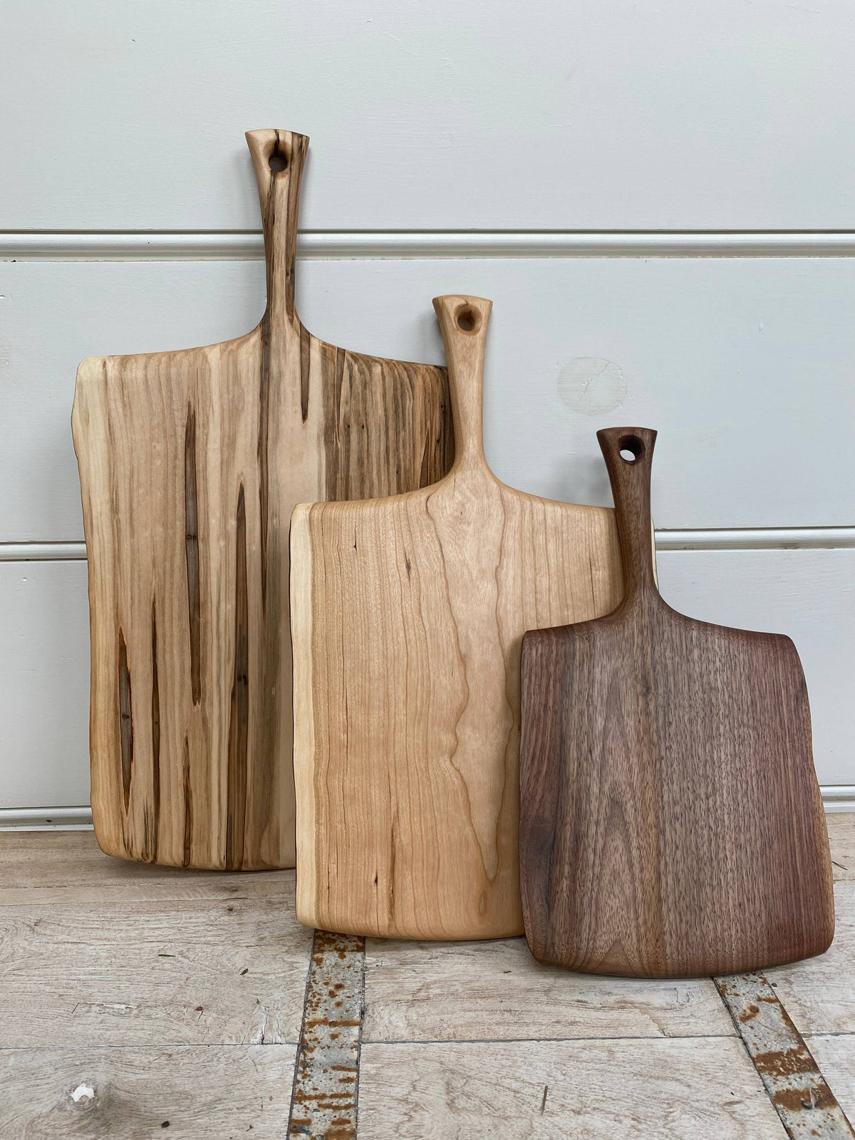PETERMANS | 21" Ambrosia Maple Serving Board W/ Handle