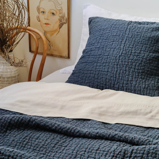 Jasper Quilt in Midnight