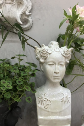 YNKS Ceramics Oceanic Bust